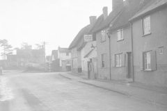 Kings Head Hadstock 1945