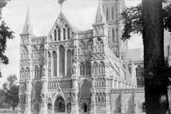 Salisbury cathedral 1945