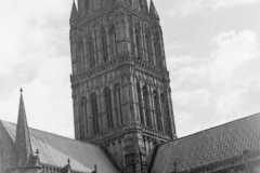 Salisbury cathedral 1945
