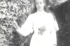 Bessie Midgley 1895
