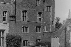 FFEF76E1-E292-4E6A-B3C7-803852A1E771