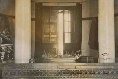 1950 The hall Newark Park