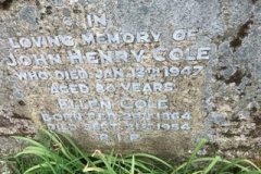 King family graves Ozleworth churchyard